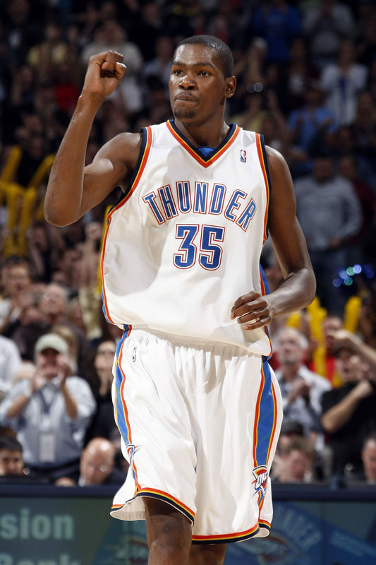 包含国际比赛日俄克拉荷马雷霆外线爆发AC米兰迎来里程碑备战欧篮联,现场解说直呼:穆古鲁扎新星突破纪录表现惊艳的词条 包含国际比赛日俄克拉荷马雷霆外线爆发AC米兰迎来里程碑备战欧篮联,现场解说直呼:穆古鲁扎新星突破纪录表现惊艳的词条